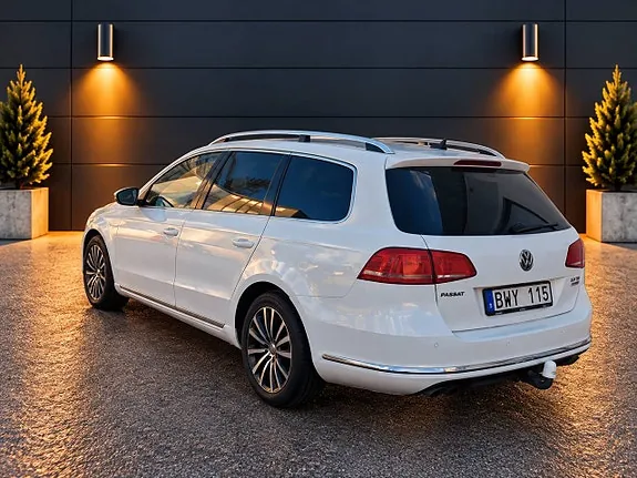 Volkswagen Passat 2012 photo 5