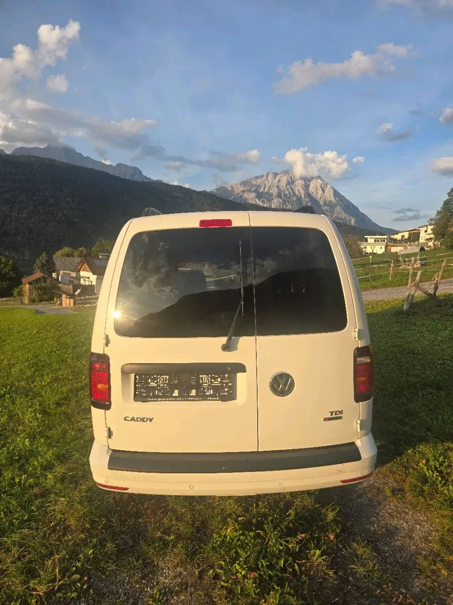 Volkswagen Caddy 2015 photo 3