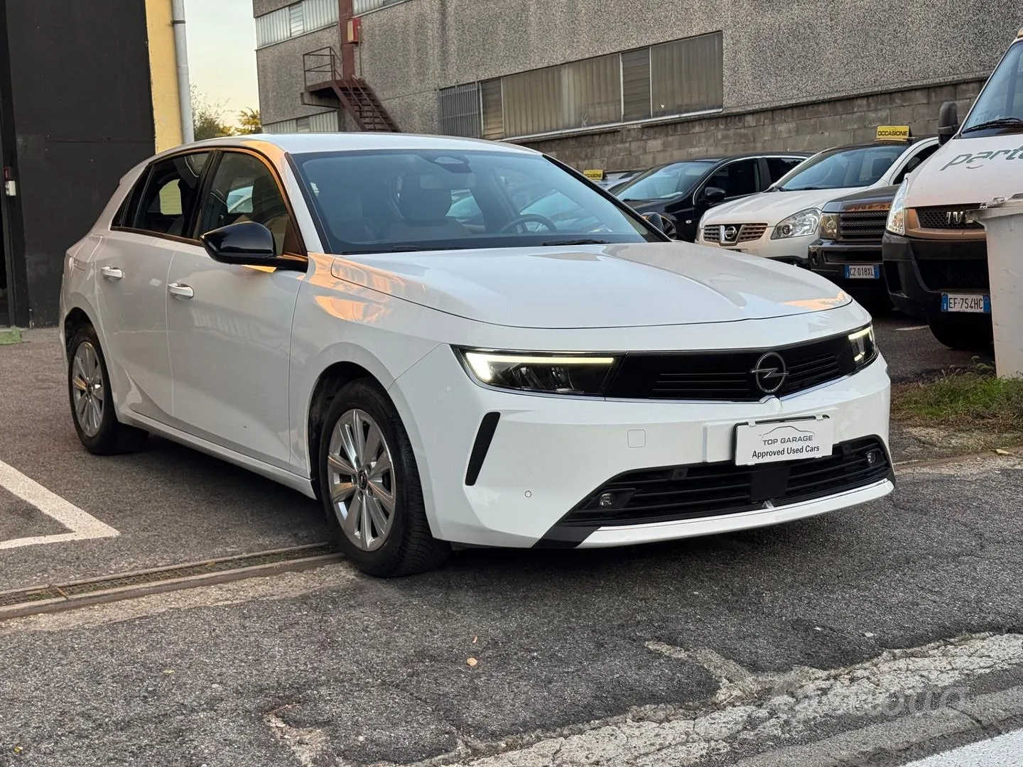Opel Astra 2023 photo 4