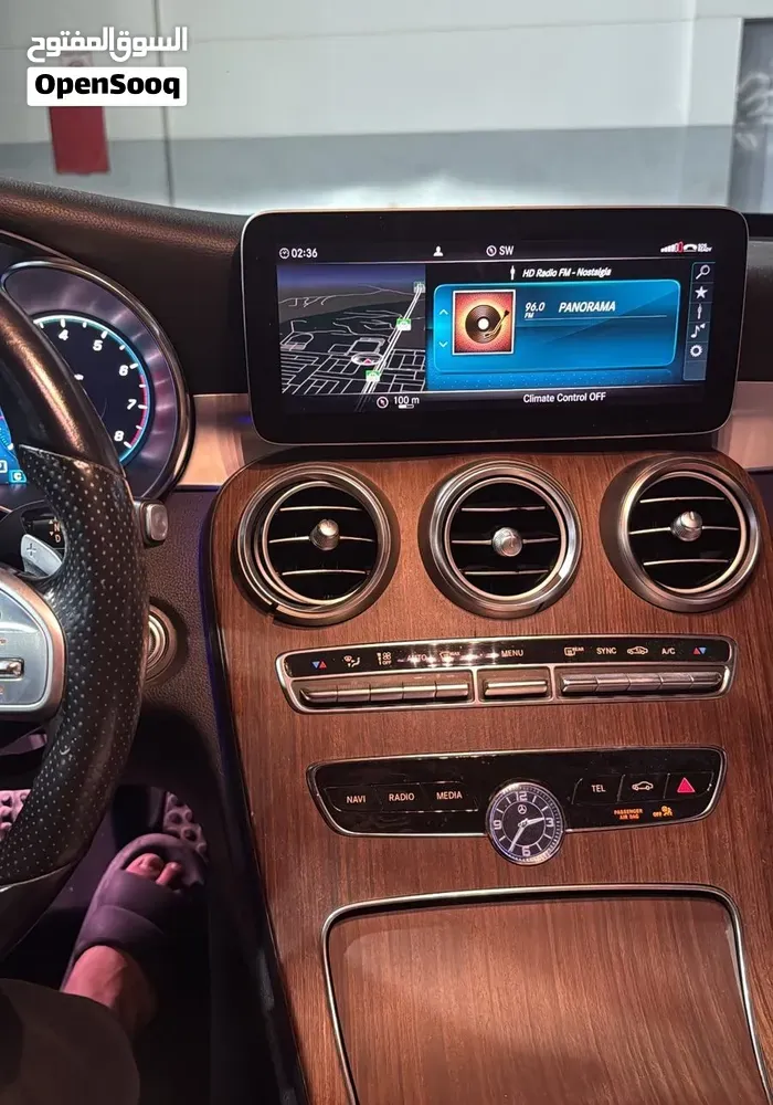Mercedes-Benz C300 2019 photo 4