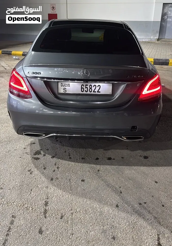 Mercedes-Benz C300 2019 photo 2
