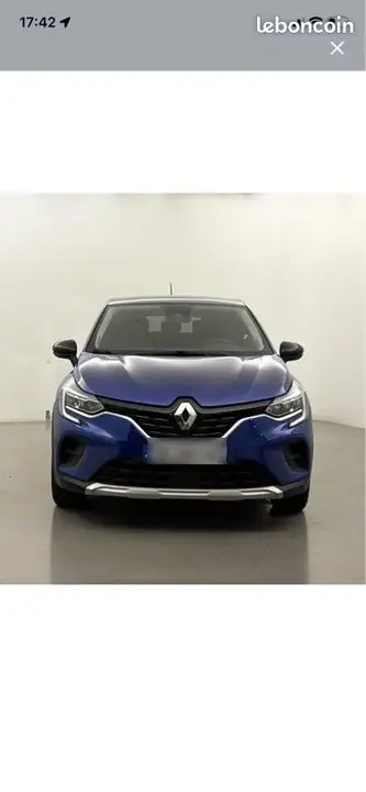Renault Captur 2023 photo 2