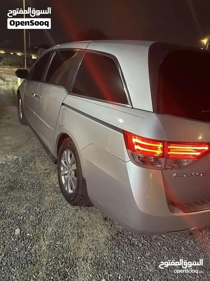 Honda Odyssey 2014 photo 3