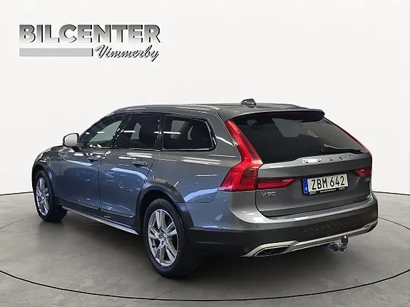 Volvo V90 Cross Country 2018 photo 4