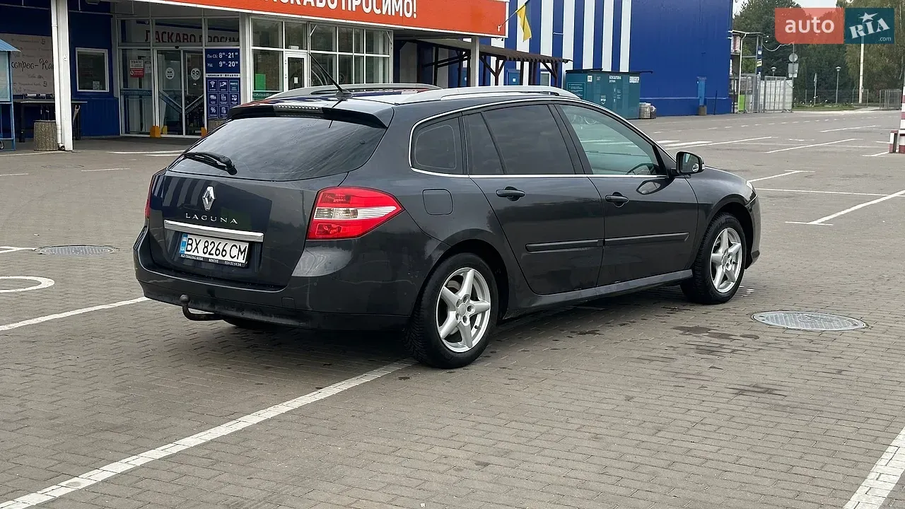 Renault Laguna 2009 photo 4