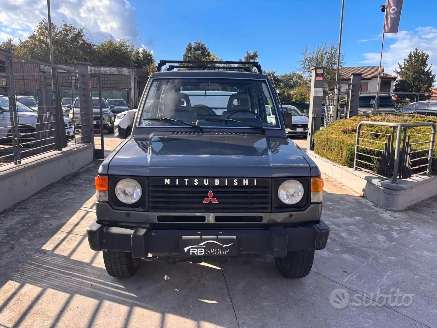 Mitsubishi Pajero 1988 photo 2