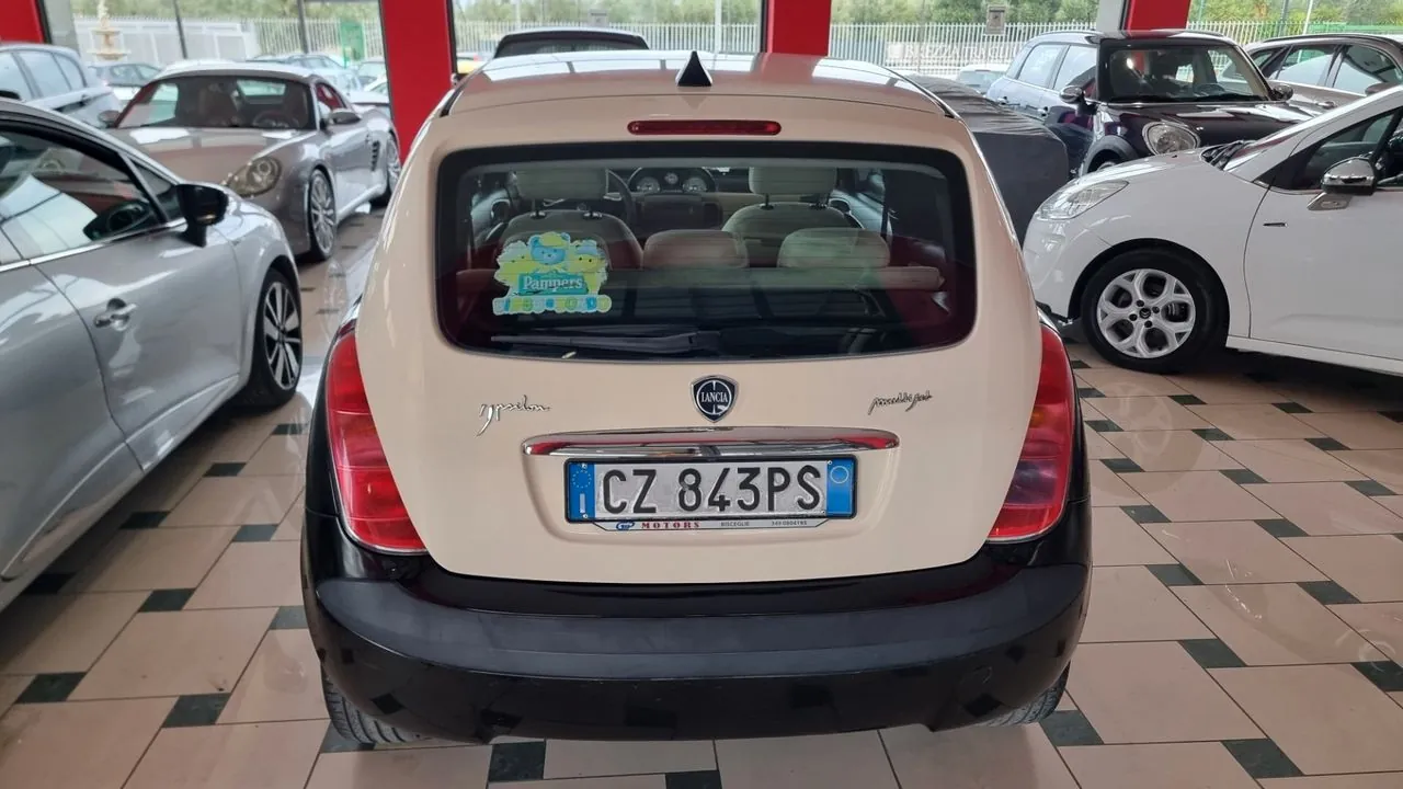 Lancia Ypsilon 2006 photo 4