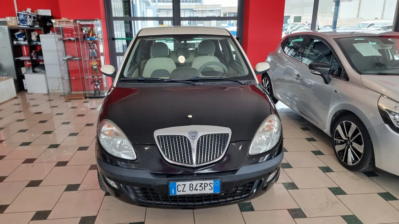 Lancia Ypsilon 2006 photo 2