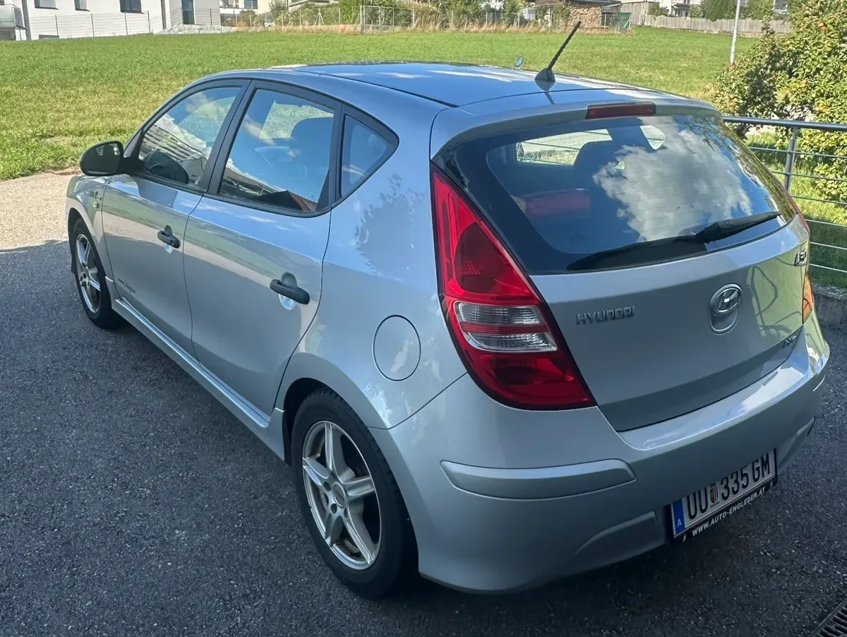 Hyundai I30 2010 photo 3