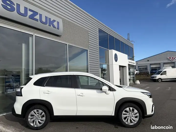 Suzuki S-Cross 2026 photo 3