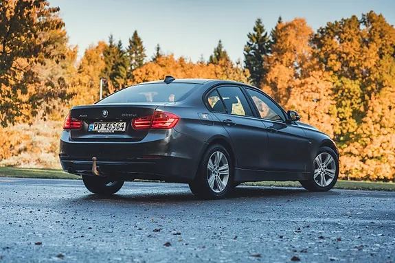BMW 320D 2013 photo 2