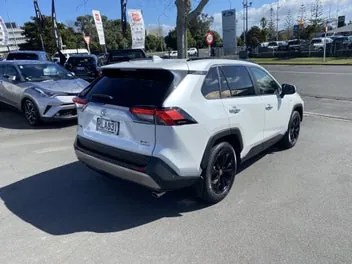 Toyota Rav4 2025 photo 3