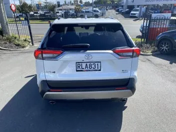 Toyota Rav4 2025 photo 4