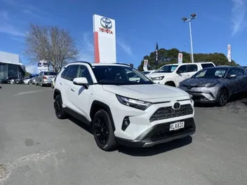 Toyota Rav4 2025 photo 2