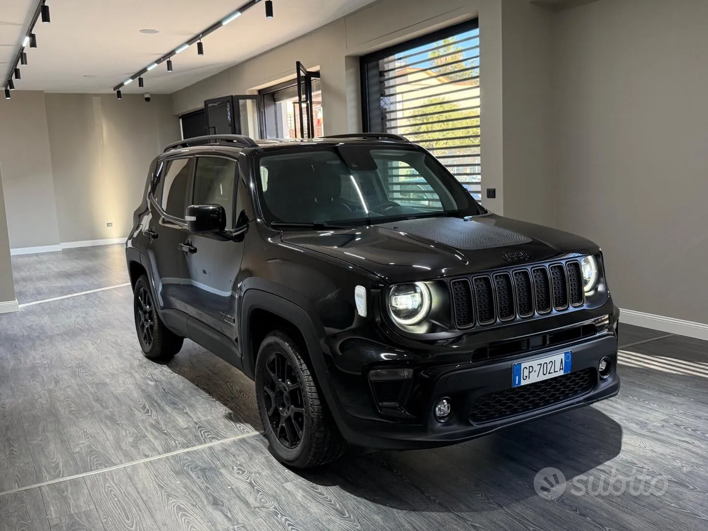 Jeep Renegade 2023 photo 3