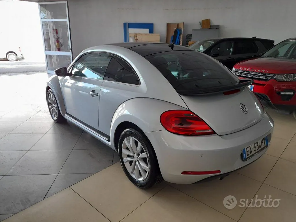 Volkswagen Maggiolino 2013 photo 4
