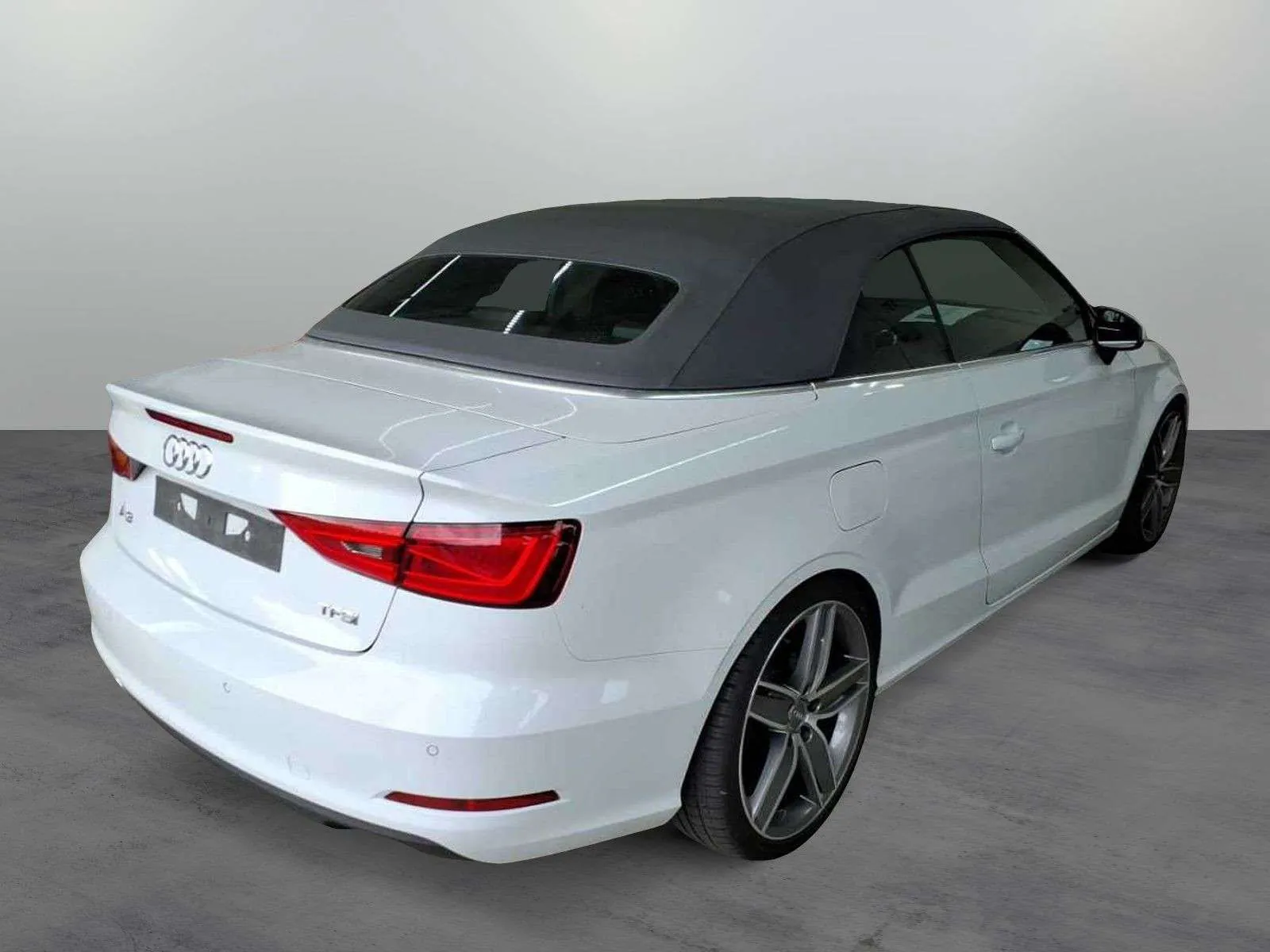 Audi A3 2014 photo 2