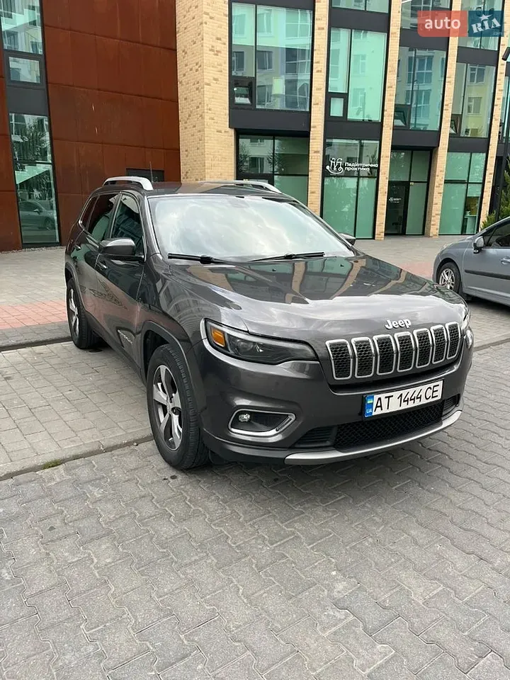 Jeep Cherokee