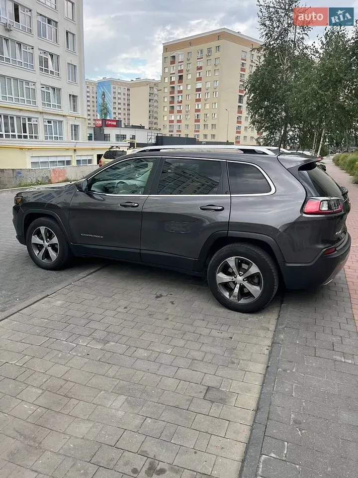 Jeep Cherokee 2019 photo 4
