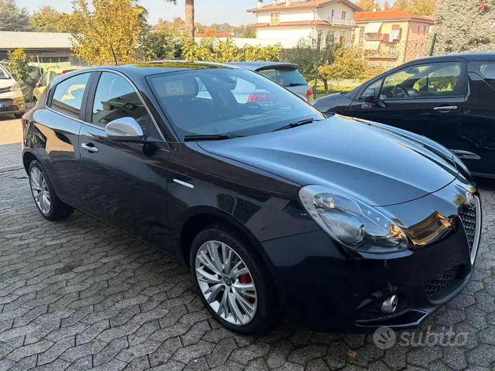 Alfa Romeo Giulietta 2016 photo 3