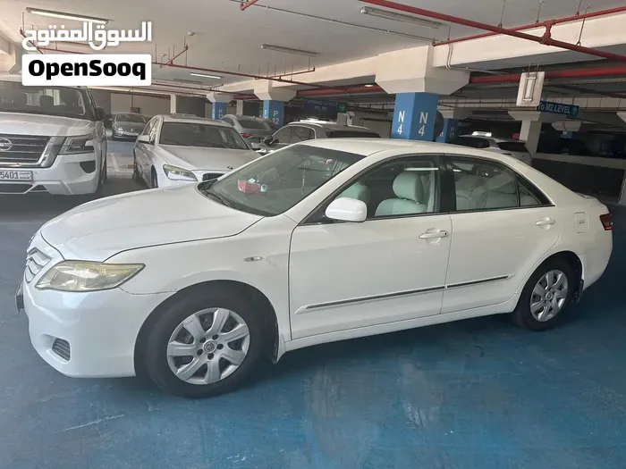 Toyota Camry 2010 photo 2