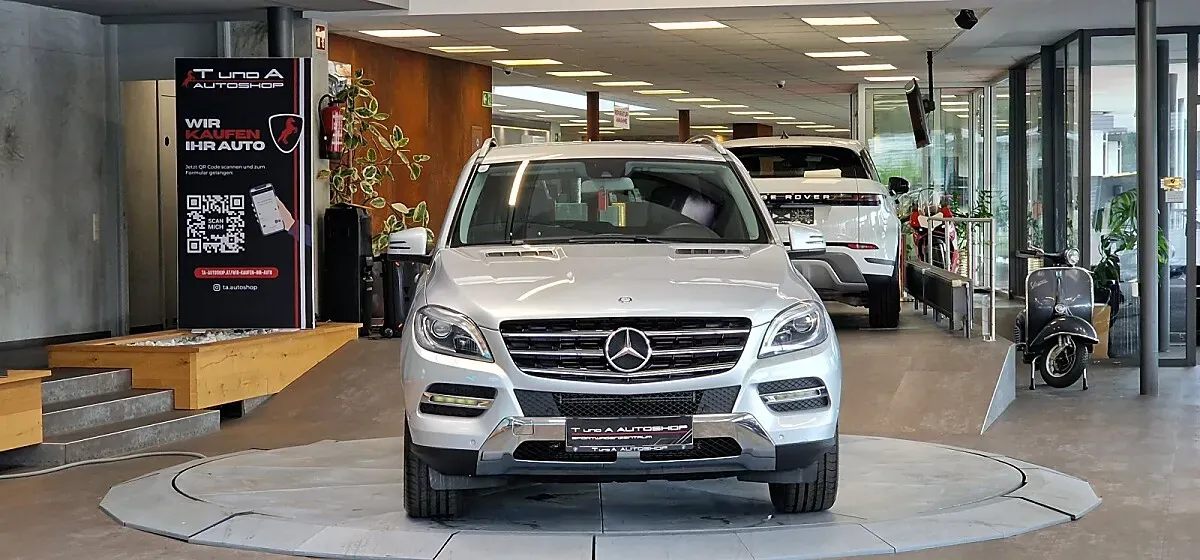 Mercedes-Benz M-Class 2013 photo 2