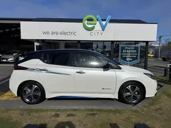 Nissan Leaf 2018 photo 3