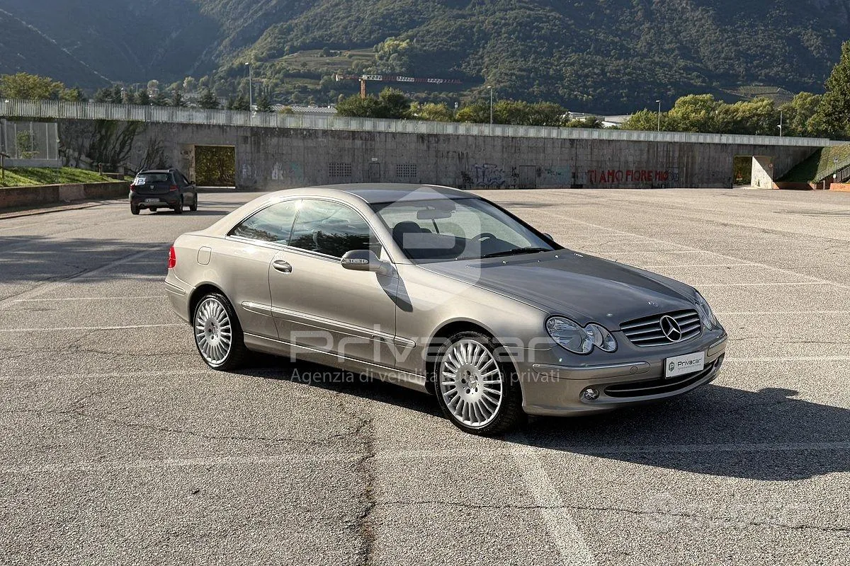 Mercedes-Benz Clk 200 2003 photo 3