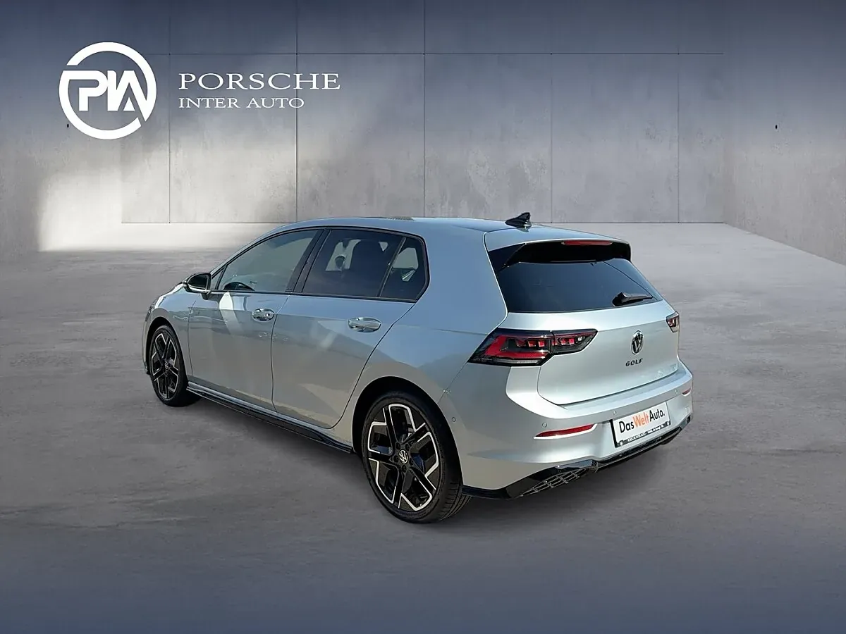 Volkswagen Golf 2026 photo 3