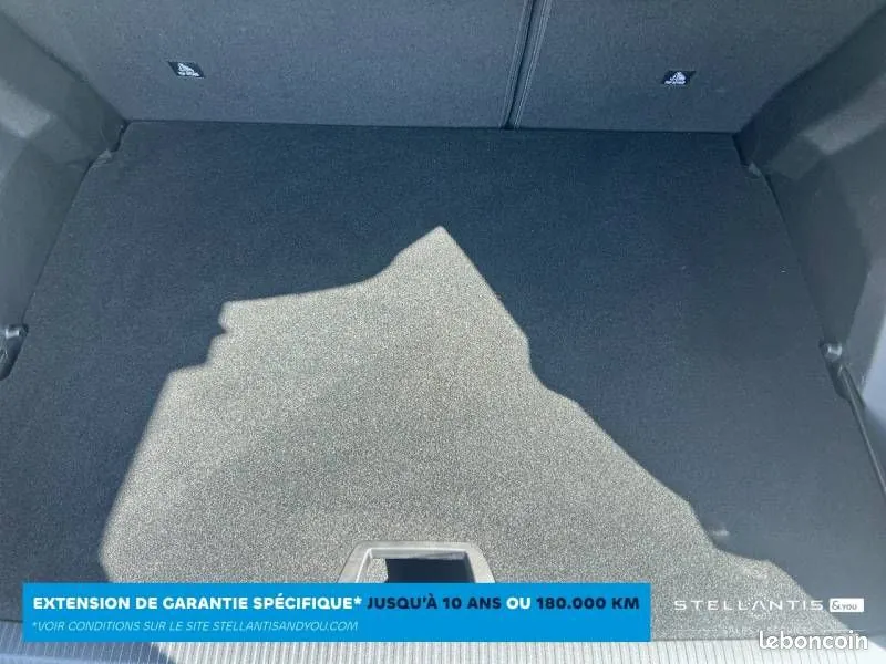 Peugeot 2008 2023 photo 4