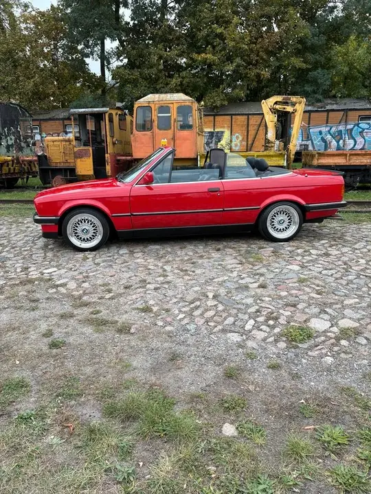 BMW E30