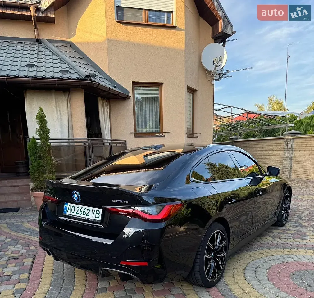 BMW I4 2025 photo 5