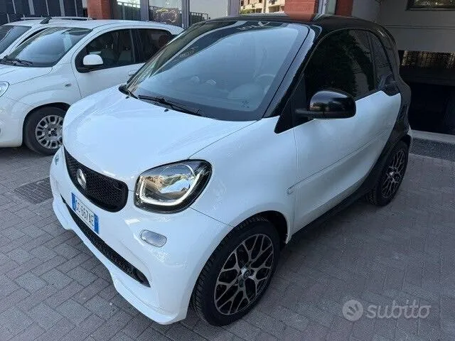 Smart Fortwo 2019 photo 3