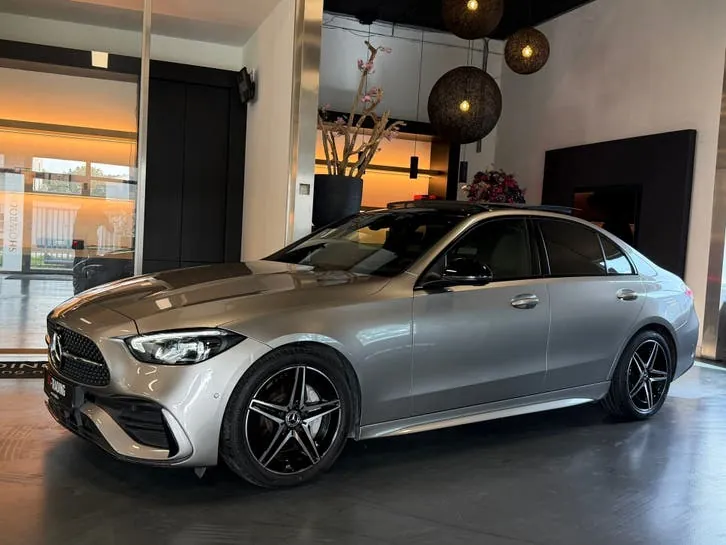 Mercedes-Benz C-Class 2024 photo 3