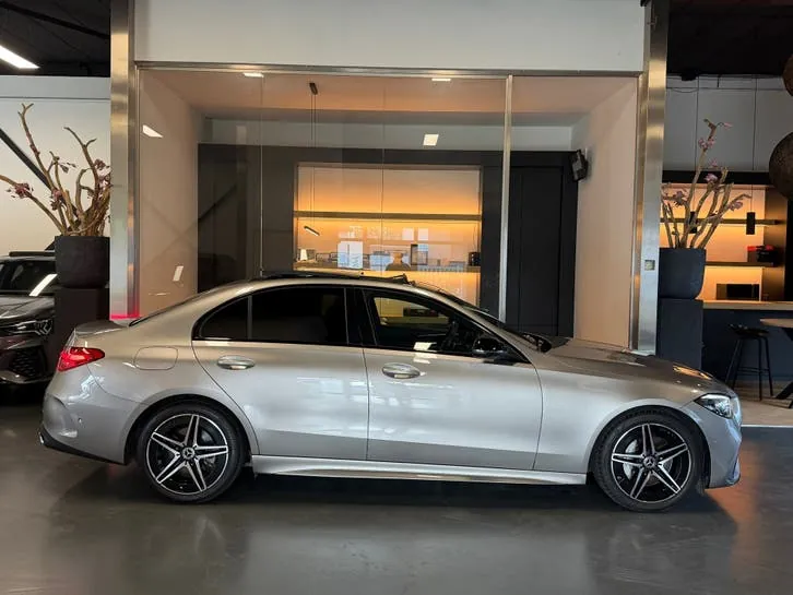 Mercedes-Benz C-Class 2024 photo 2