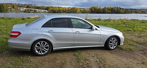 Mercedes-Benz E250 2011 photo 4