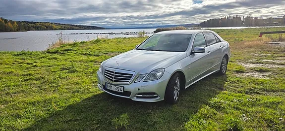 Mercedes-Benz E250 2011 photo 2