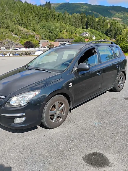 Hyundai I30 2010 photo 3