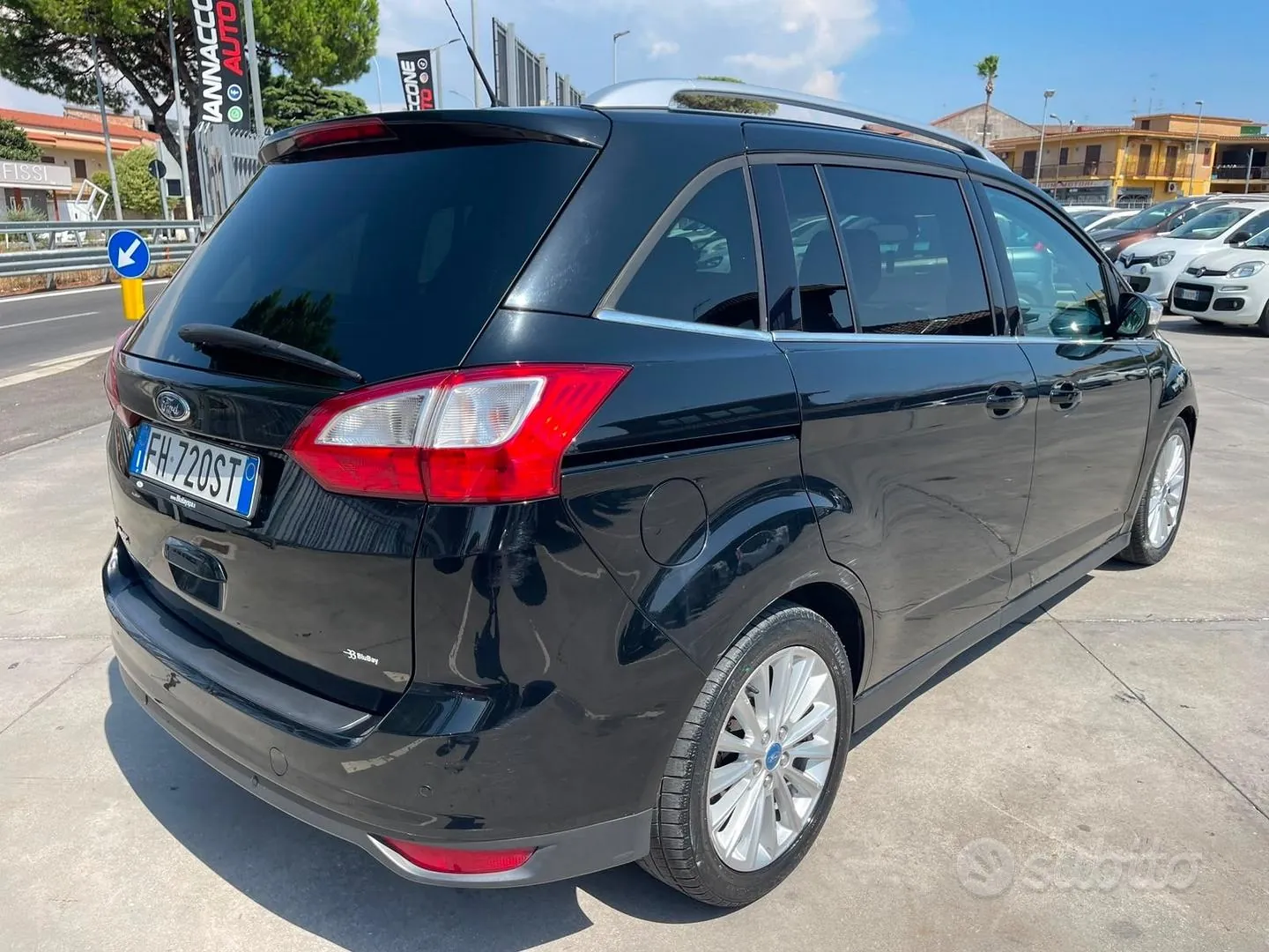 Ford C-Max 2017 photo 3