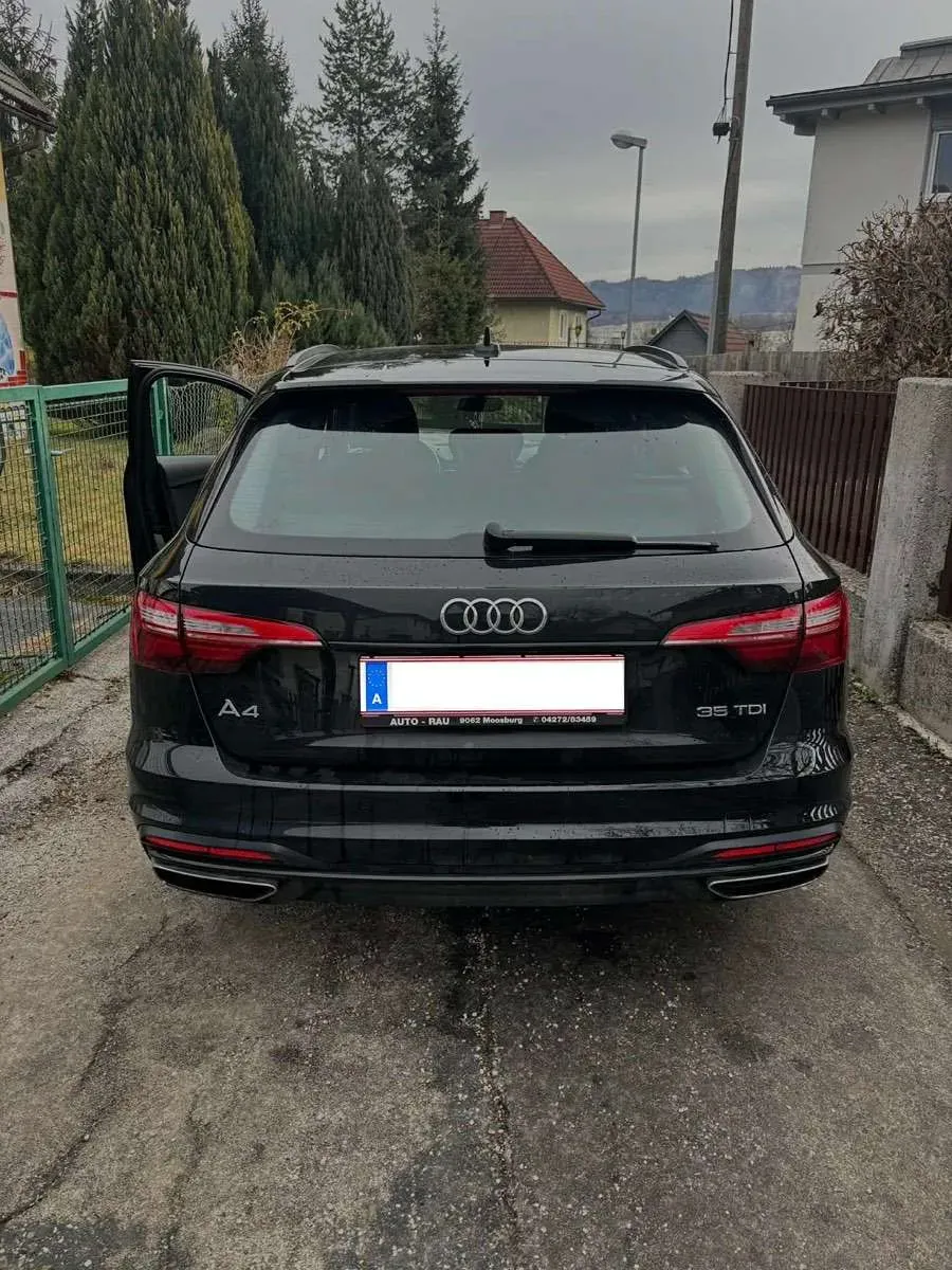 Audi A4 2020 photo 2