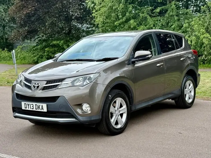 Toyota Rav4 2013 photo 4