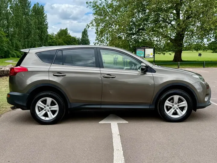 Toyota Rav4 2013 photo 5