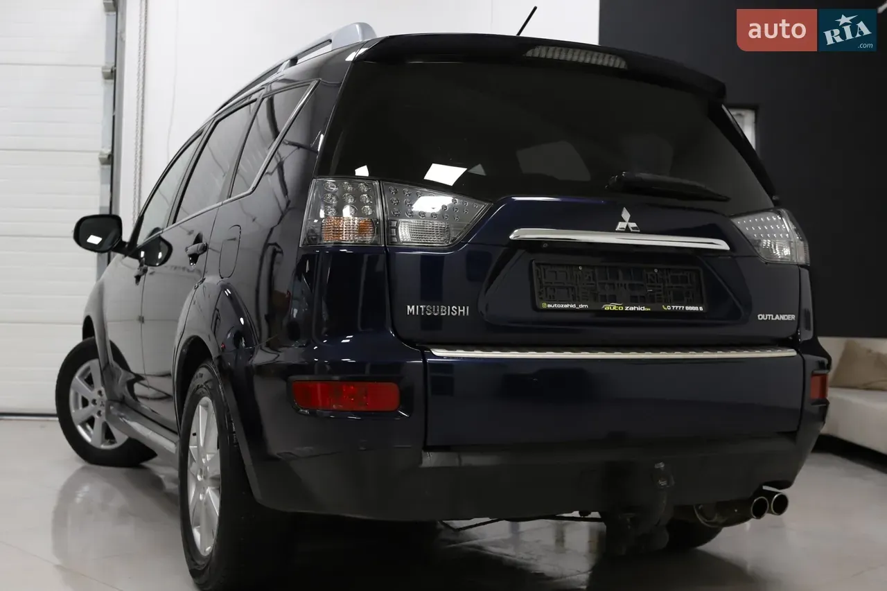 Mitsubishi Outlander 2011 photo 5