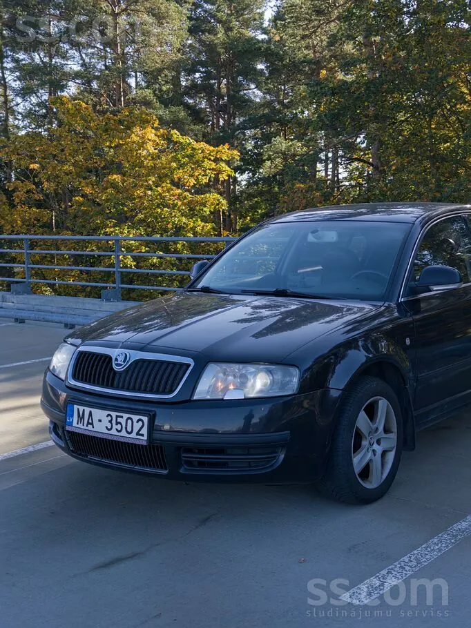 Skoda Superb 2008 photo 2