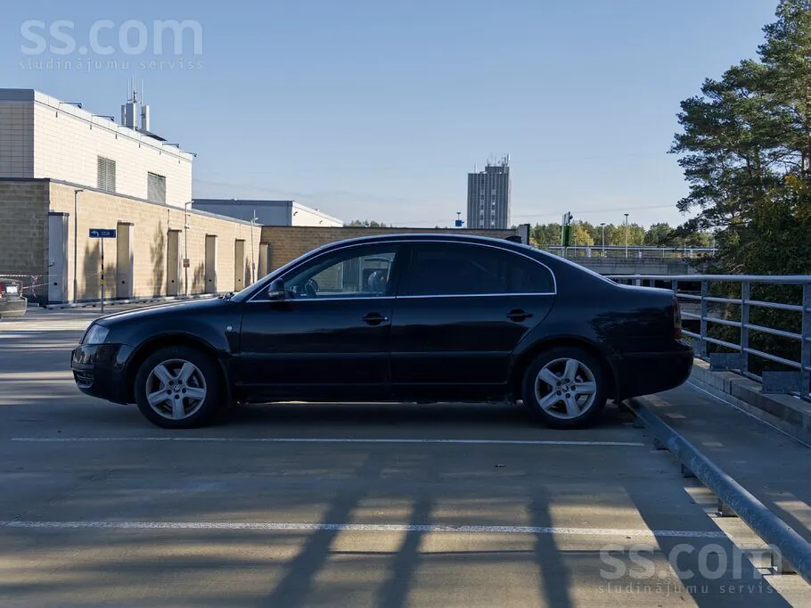 Skoda Superb 2008 photo 3