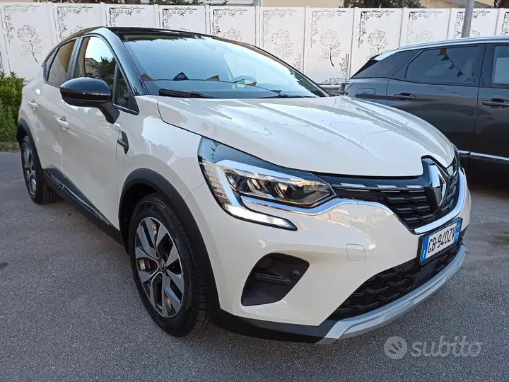 Renault Captur 2020 photo 2