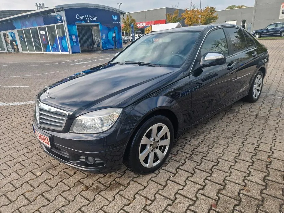 Mercedes-Benz C200