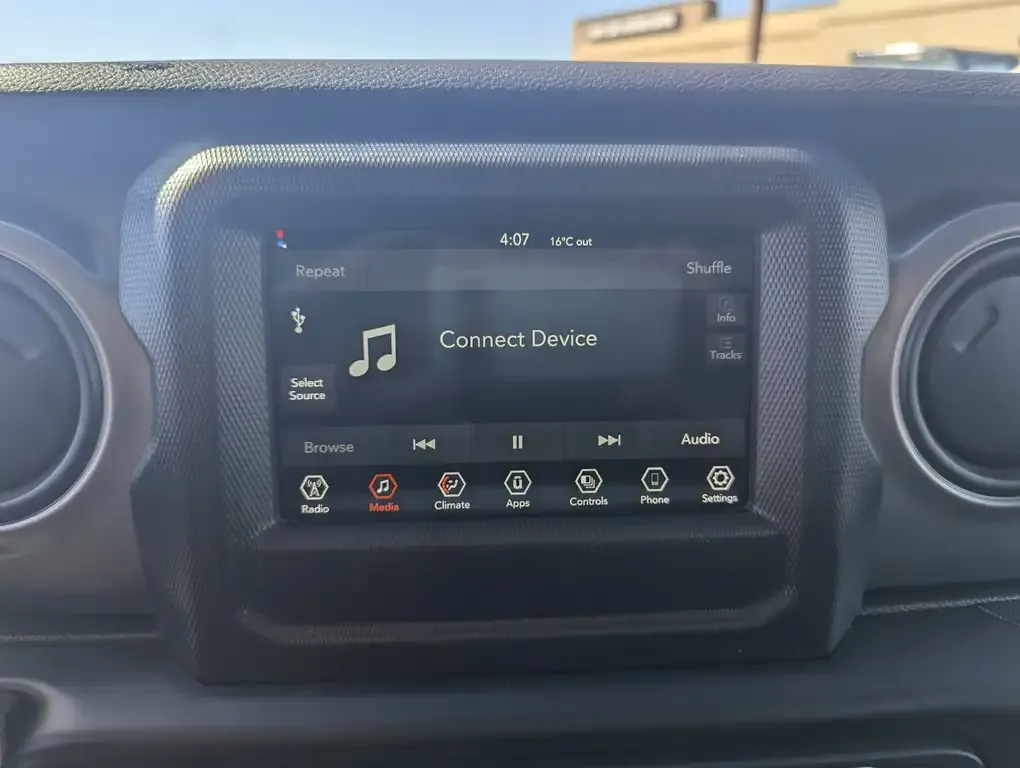 Jeep Wrangler 2022 photo 4