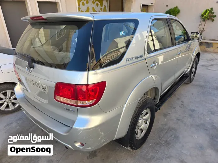 Toyota Hilux 2007 photo 4