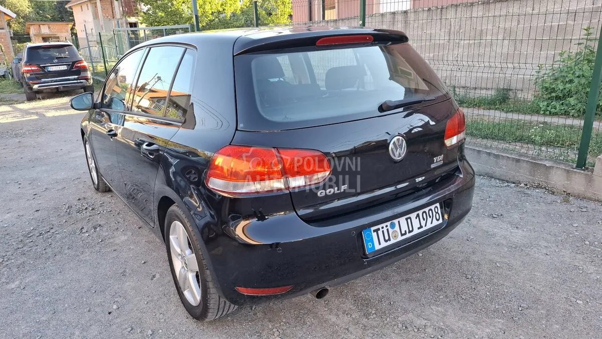 Volkswagen Golf 2011 photo 3